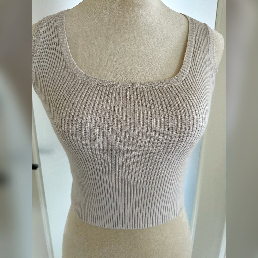 Ribbed Crop Top